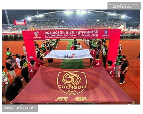 成都足球队的默契配合与战术创新探讨