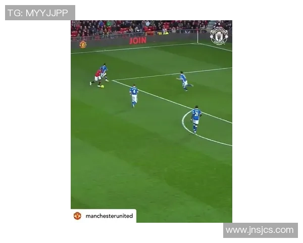 梅罗足球明星相框打造你的专属足球纪念空间，尽显球场传奇风采