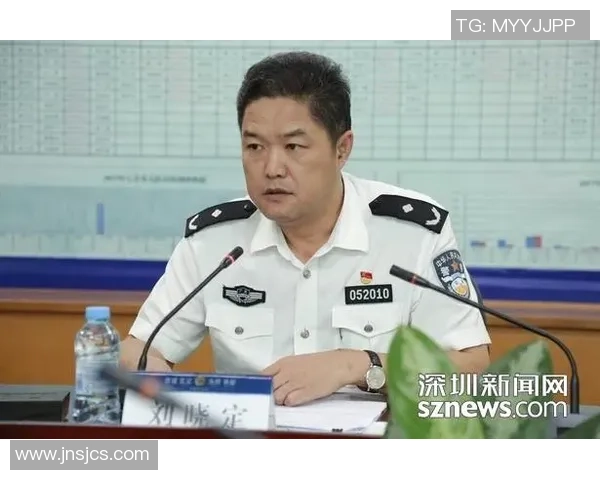 重磅专题:深圳篮球队如何通过盯防革新提升整体战术水平与比赛竞争力 重磅专题:深圳篮球队如何通过盯防革新提升整体战术水平与比赛竞争力