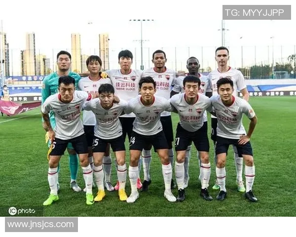 南京篮球队阵地战体系解析与战术创新探讨